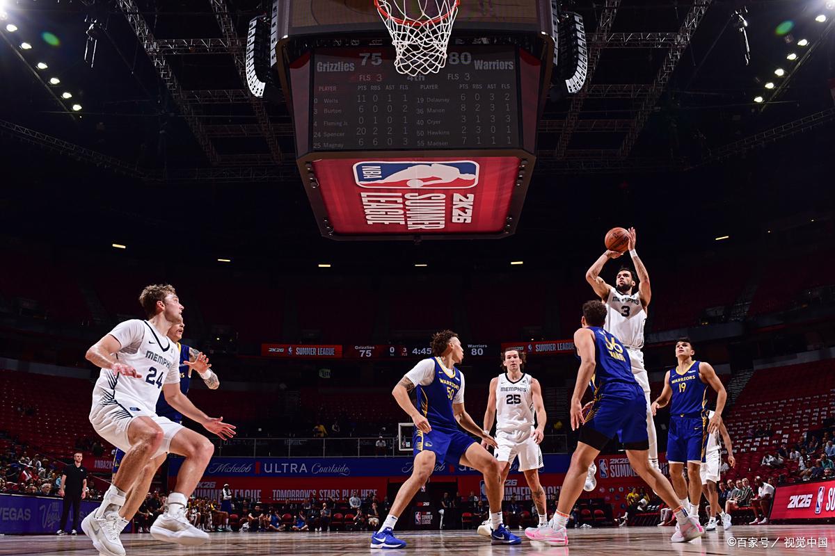 注册平台-尘封档案：NBA巨星加盟背后的传奇秘辛