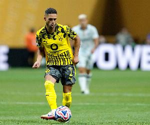 德天空：虽然扬-库托目前表现未达预期，但多特对他充满信心