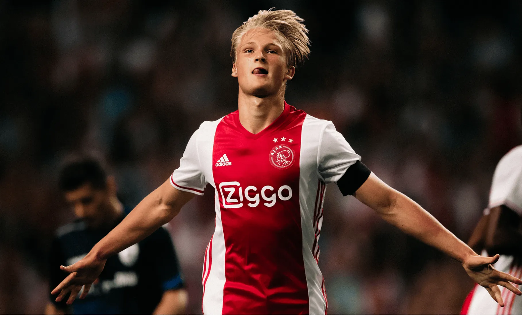 注册平台-官方：多尔贝里重返阿贾克斯，签约至2029年