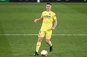 西媒：黄潜希望续约福伊特，后者也希望留队