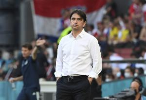 足球赛程-达利奇：莫德里奇越老越妖，希望魔笛能带克罗地亚打进世界杯