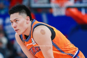 五大联赛积分榜-攻防都很努力！李弘权10中4拿到12分10板3助&amp;送出3次封盖