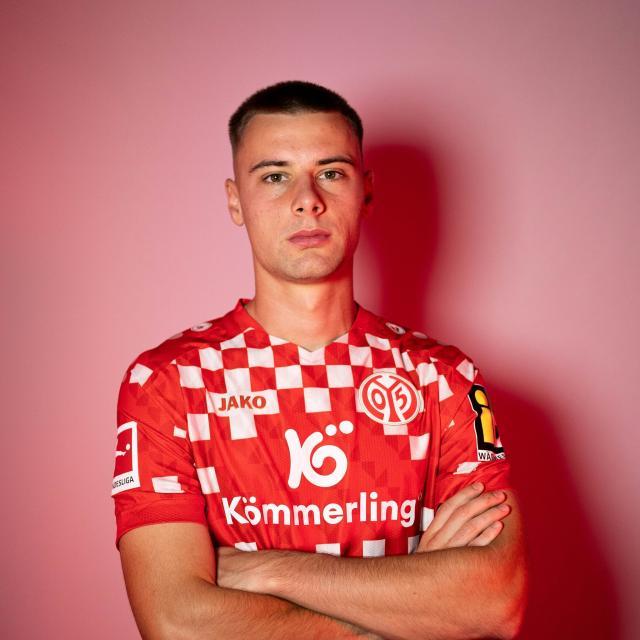 1725102642952040494.jpg 2.jpg